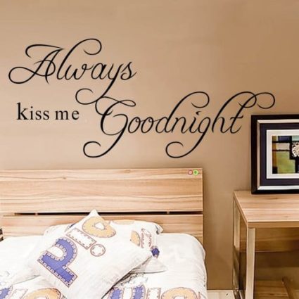Always kiss me Goodnight - Wallsticker