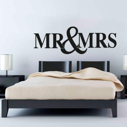 Mr & Mrs - Wallsticker